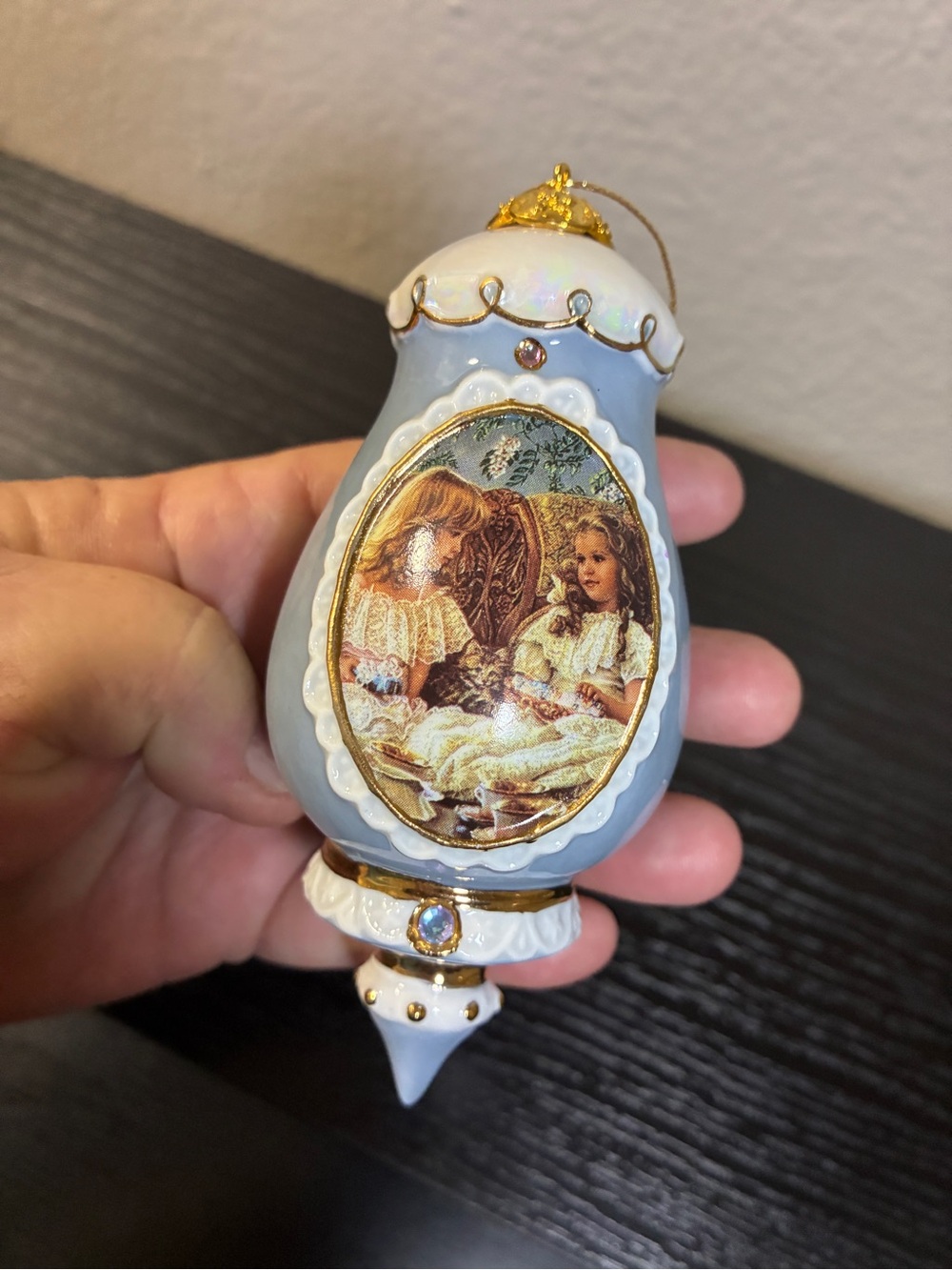 Vintage Bradford Editions Heirloom
Ornament Best Friends